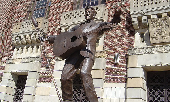 Sculpture of Elvis Presley at  the Shreveport Municipal Auditoriun